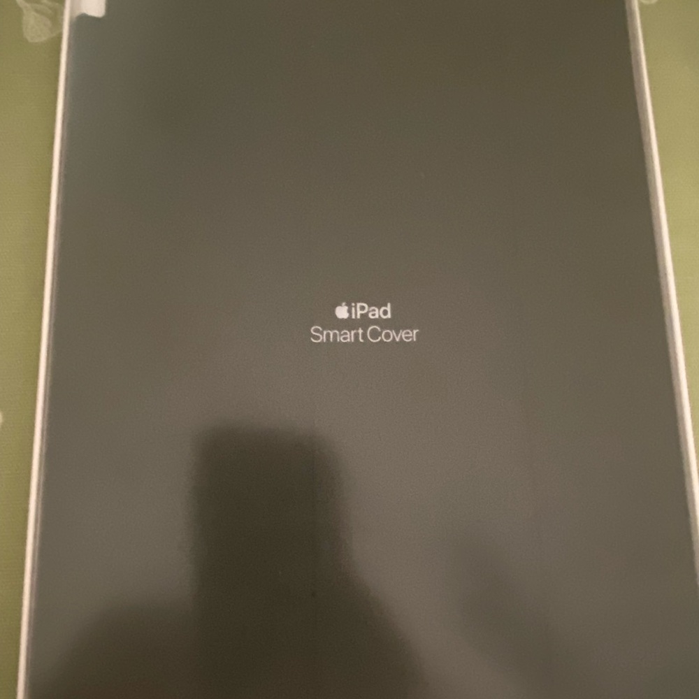 New Apple dark hunter green iPad Smart Cover